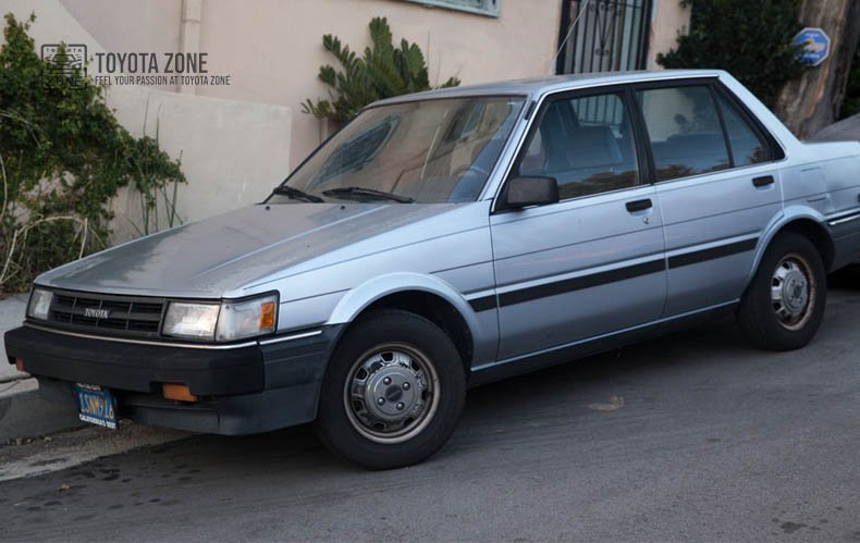 1986 Toyota Corolla LE Sedan