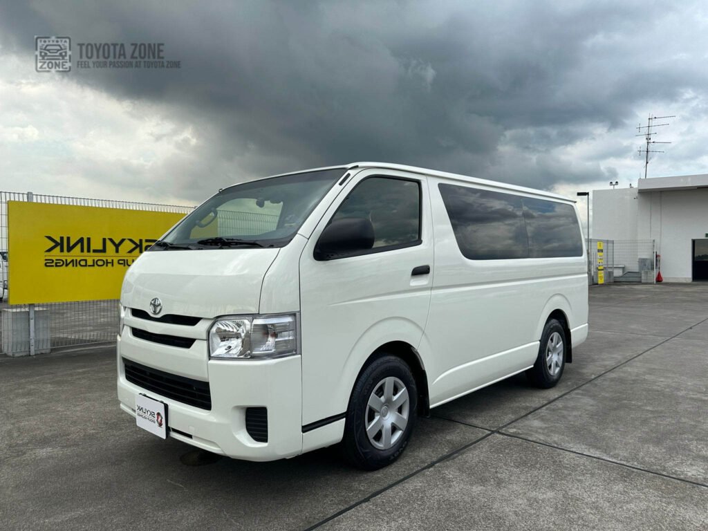 Toyota Hiace commuter H200